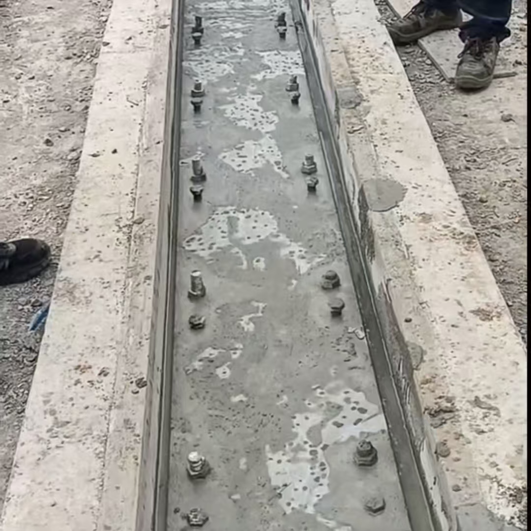 绥棱港口码头起重机龙门吊重型机械设备稳固用早强快凝轨道胶泥